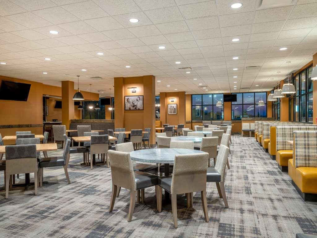 Hilton Garden Inn Jeffersonville Louisville North Restoran foto