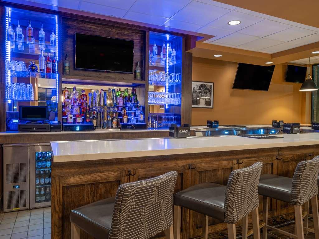 Hilton Garden Inn Jeffersonville Louisville North Restoran foto